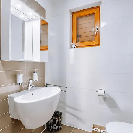 Apartment Erin Pula